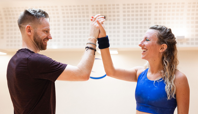 image d'illustration avec 2 personnes